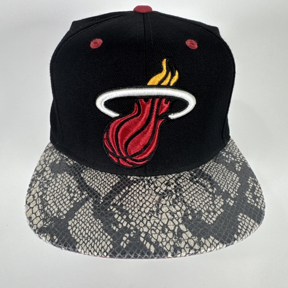 Adidas Miami Heat NBA Snapback Snakeskin Black Wool Hat Adjustable with Hologram